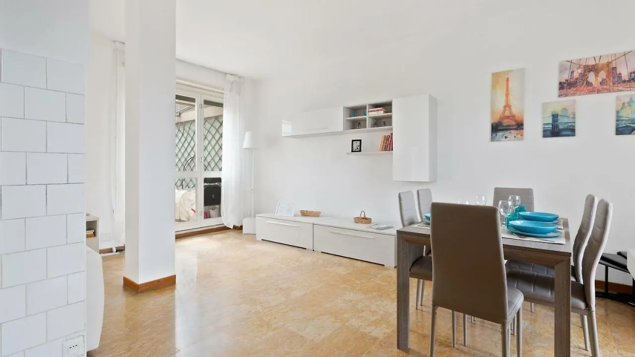 Italianway - Corso Lodi 47 Apartment Milan